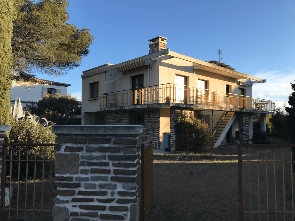 Villa H